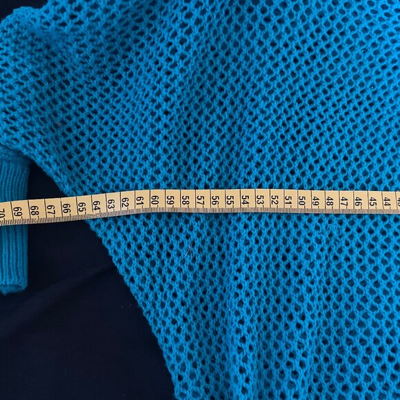 Dolman Sleeve Sweater with DIY pom-poms and tulle ruffle - Picture 5 of 9